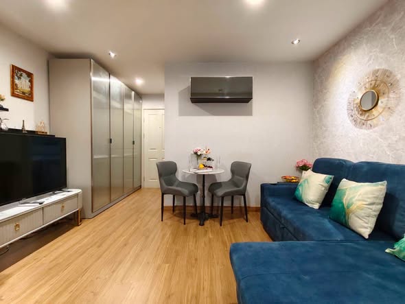 living room of Regent Home Sukhumvit 81