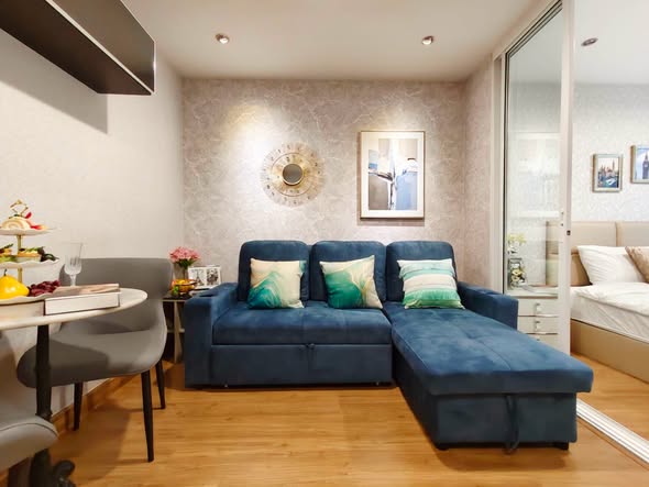 living room and bedroom of Regent Home Sukhumvit 81