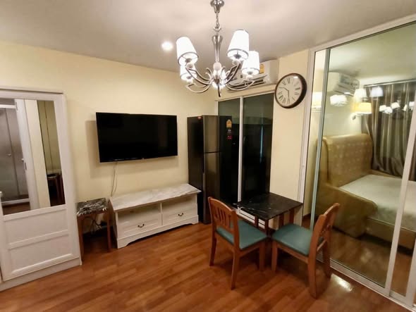 room interior of Regent Home Sukhumvit 81