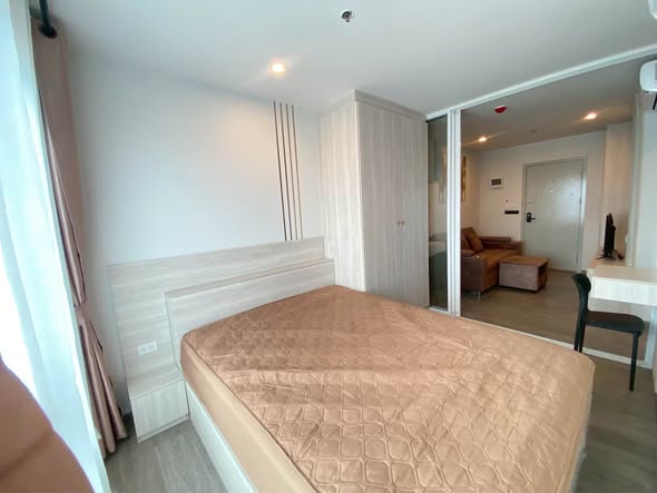 bedroom of Regent Home Wutthakat