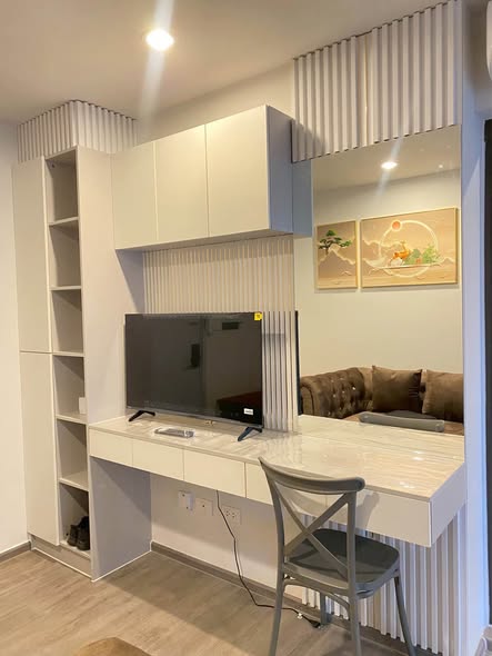 room interior of Regent Home Wutthakat