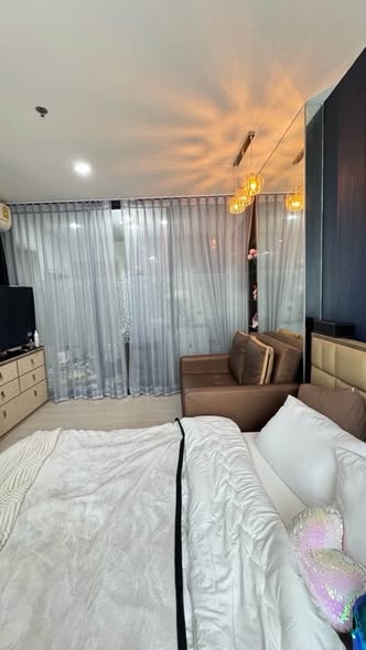 bedroom of Rhythm Asoke 2