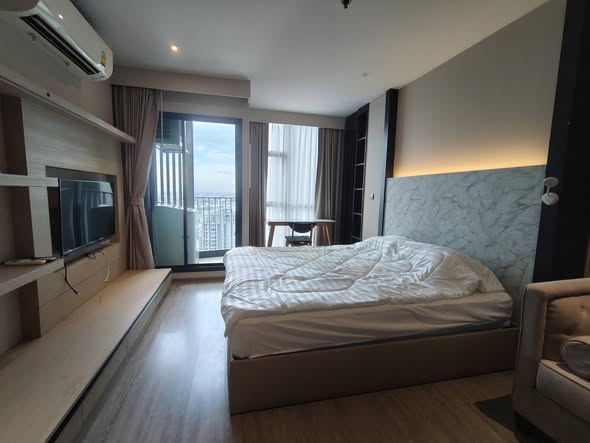bedroom of RHYTHM Ekkamai