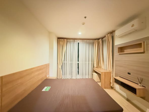 bedroom of RHYTHM Ratchada-Huaykwang