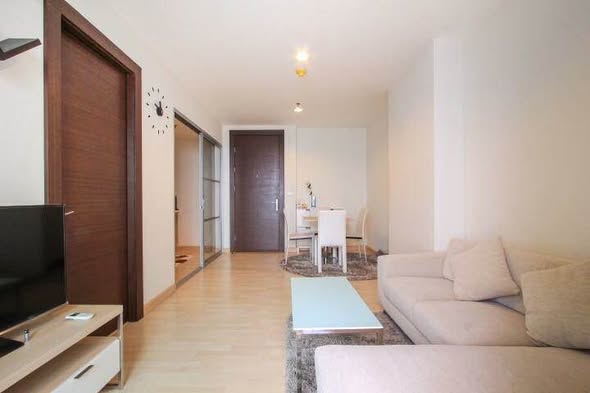 living room and bedroom of RHYTHM Ratchada