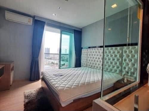 bedroom of RHYTHM Sathorn