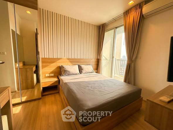 bedroom of RHYTHM Sathorn