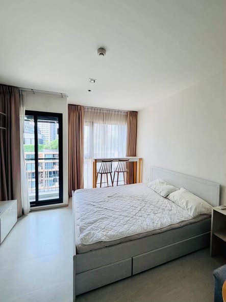 bedroom of Rhythm Sukhumvit 36-38