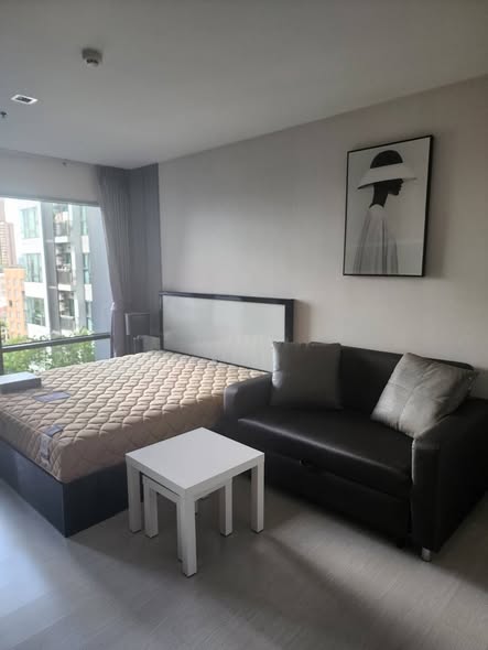 bedroom of Rhythm Sukhumvit 36-38