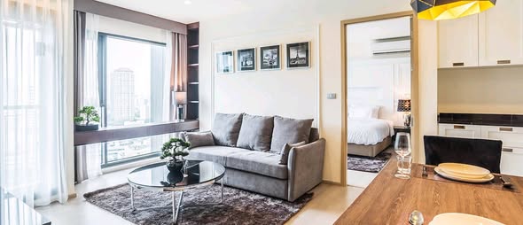living room of Rhythm Sukhumvit 36-38