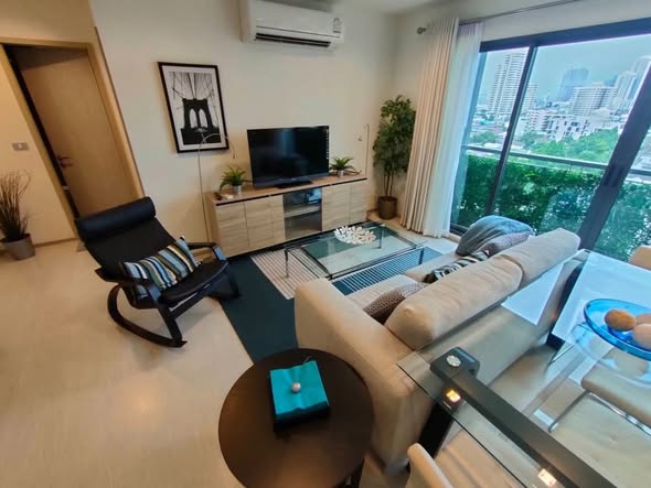 living room and bedroom of Rhythm Sukhumvit 36-38