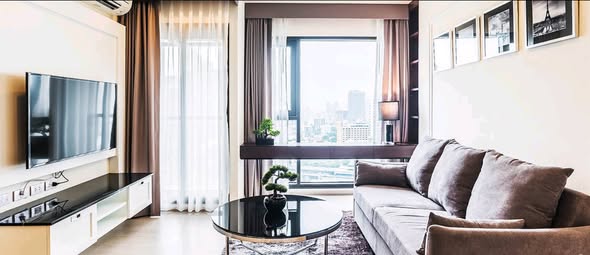 living room and bedroom of Rhythm Sukhumvit 36-38