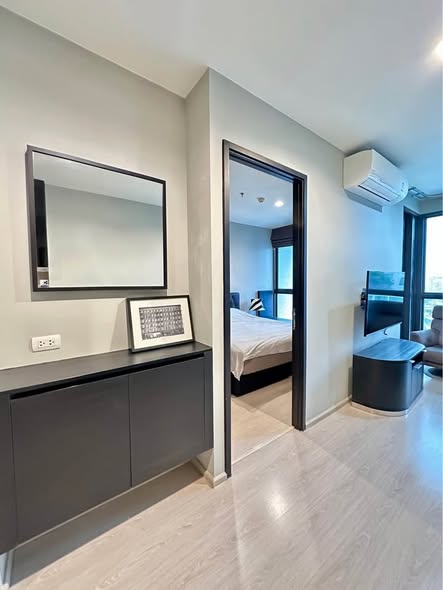 bedroom and room interior of RHYTHM Sukhumvit 44/1