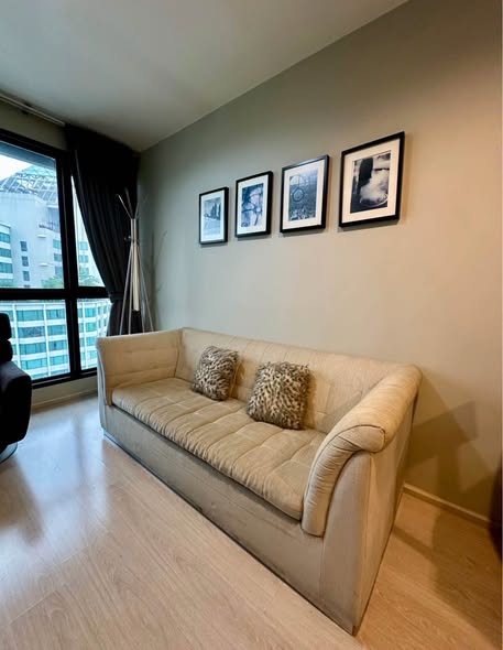 living room of RHYTHM Sukhumvit 44/1