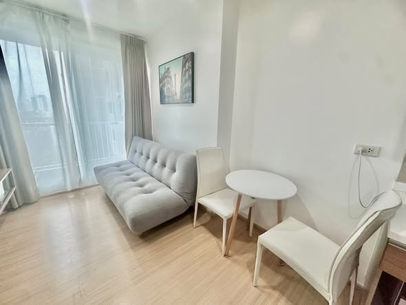 bedroom of Rhythm Sukhumvit 50
