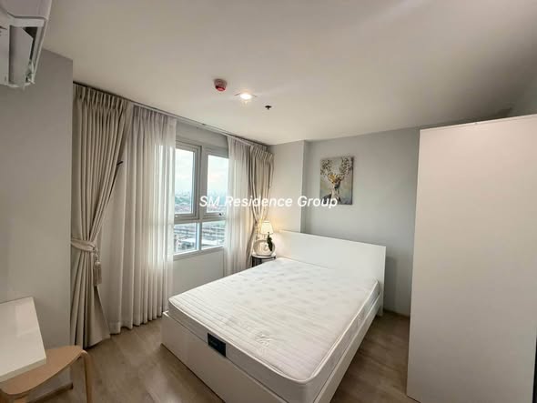 bedroom of Rich Park Chao Phraya