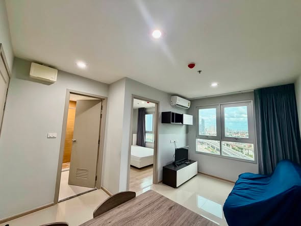 bedroom of Rich Park Chao Phraya