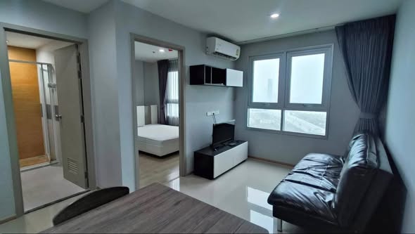 bedroom of Rich Park Chao Phraya