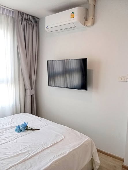 bedroom of Rich Park Chao Phraya