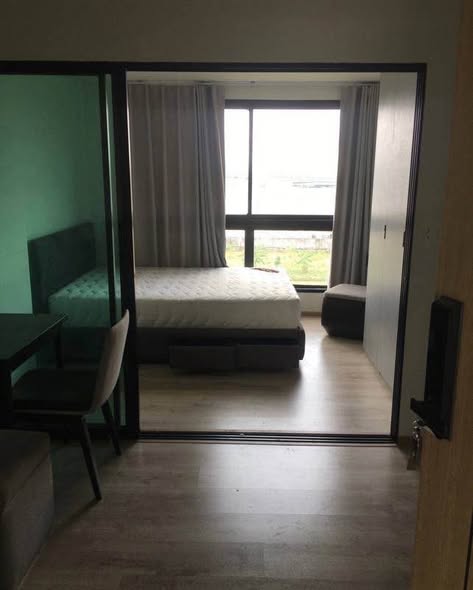 bedroom and room interior of Rise Rama 9
