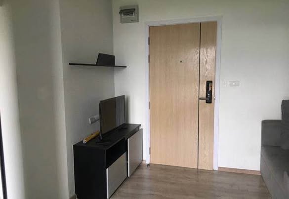 room interior of Rise Rama 9
