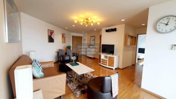 living room of River Heaven- Charoen Krung