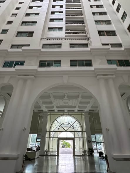 Royal Castle Condominium