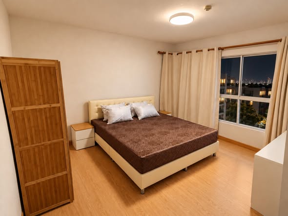 bedroom of S&S Sukhumvit Condominium