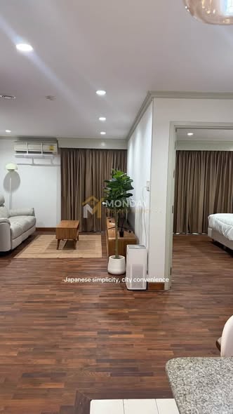 bedroom of Sampoom Garden Condominium