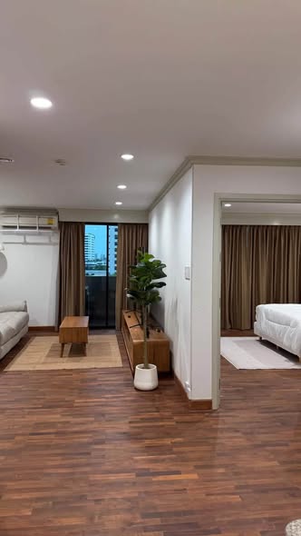 bedroom of Sampoom Garden Condominium