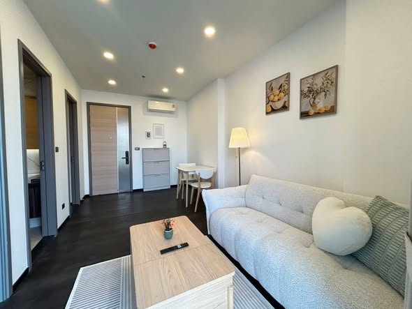 living room and bedroom of Sapphire Condominium Rama 3