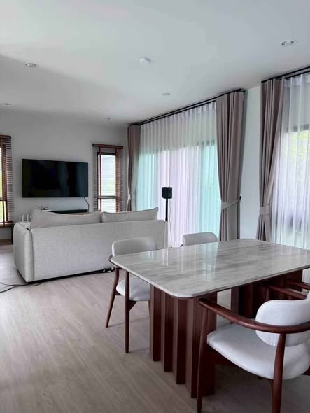 living room and room interior of Saransiri Ramkhamhaeng