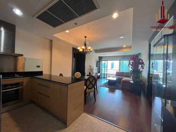 kitchen of Sathorn Gardens
