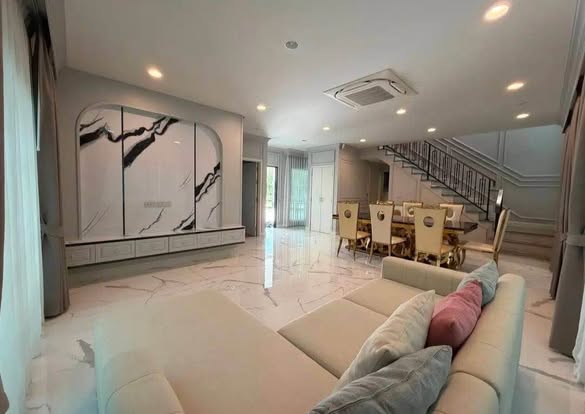 living room of Setthasiri Bangna-Suvarnabhumi