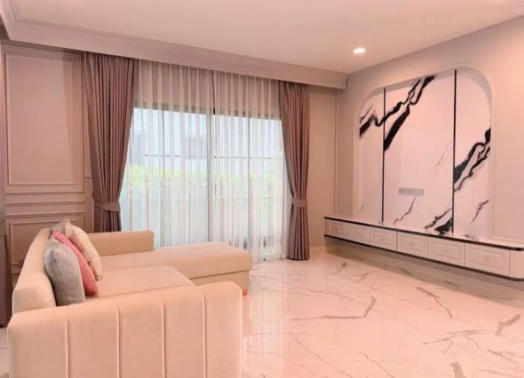 living room and bedroom of Setthasiri Bangna-Suvarnabhumi