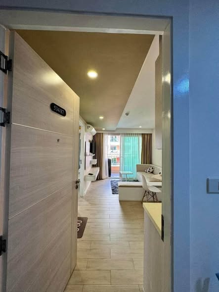 room interior of Seven Seas Condo Resort Jomtien