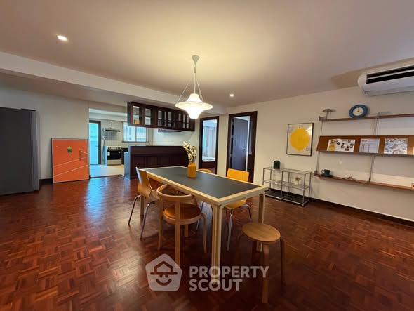 Siam Mid-Century Modern Adore House