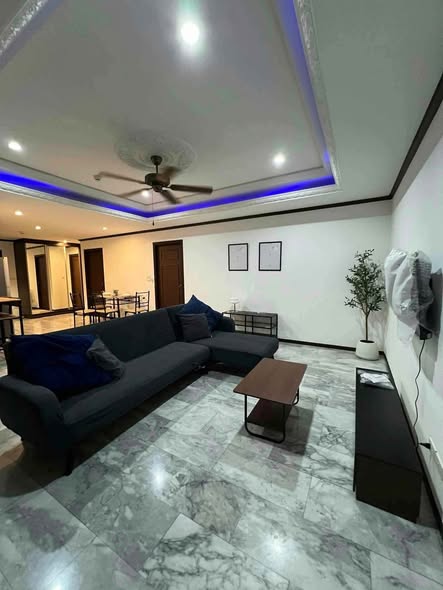 living room of Siam Oriental Twins