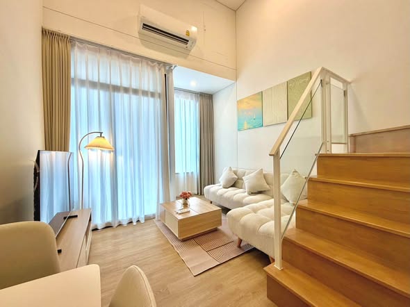 living room and bedroom of SIAMESE RAMA9 SITE OFFICE