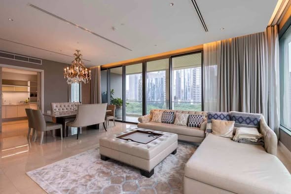 bedroom and living room of Sindhorn Residence