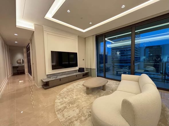 living room of Sindhorn Residence