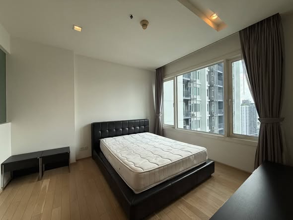 bedroom of Siri at Sukhumvit