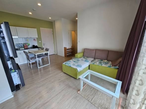 bedroom of six nature