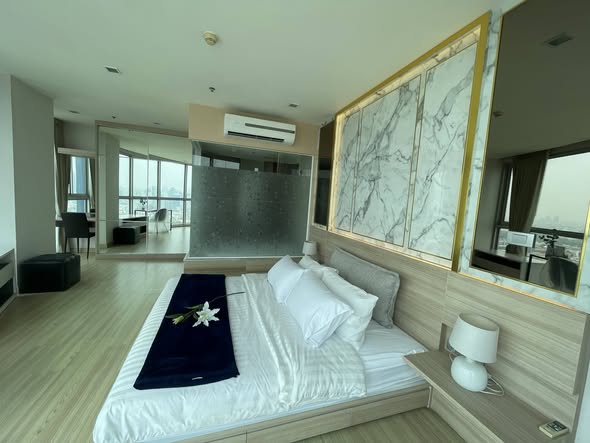 bedroom of Sky Walk Residences