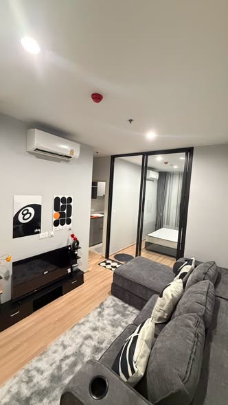 living room of Skyrise Avenue Sukhumvit 64
