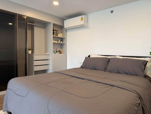 bedroom of So Origin Kaset Interchange