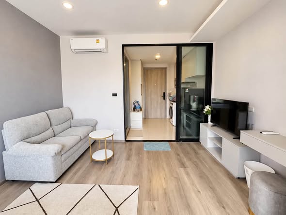 room interior of SOHO​ BANGKOK​ RATCHADA​