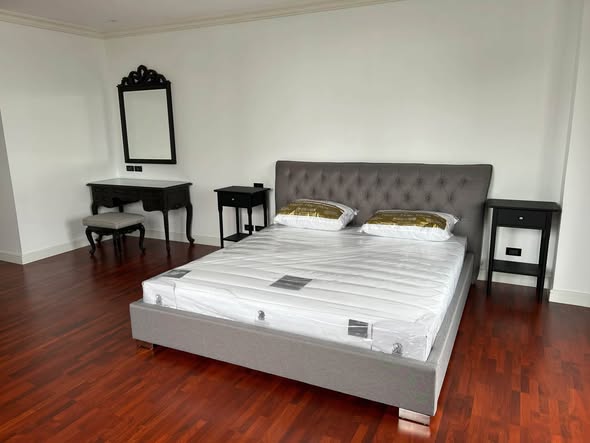 bedroom of Soi Sukhumvit 26
