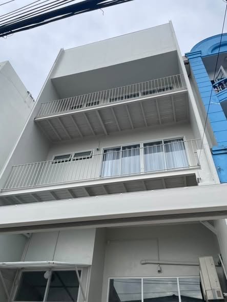 SPACE Townhome