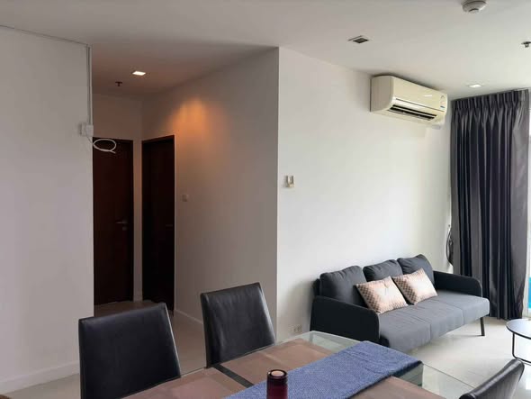 living room and room interior of Sukhumvit City Resort
